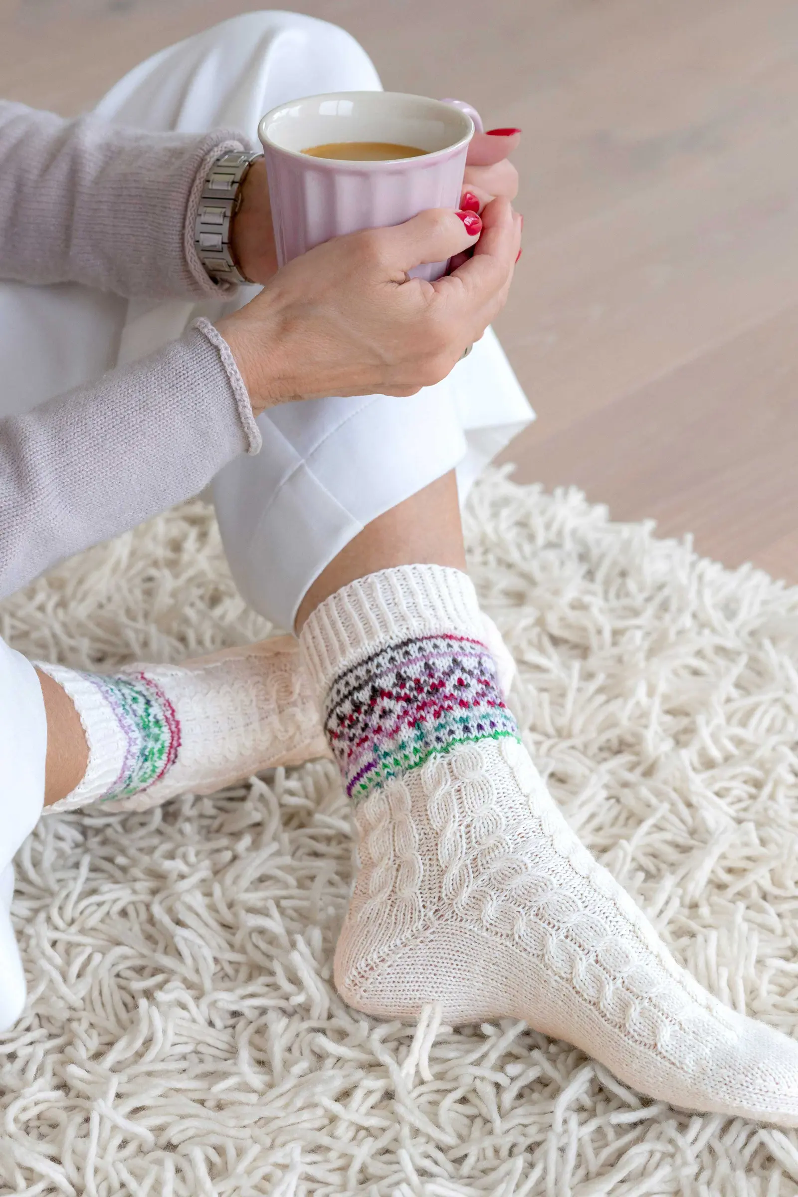 Gründl Hot Socks – Jacquardmuster und gemütliche Handarbeitsmomente