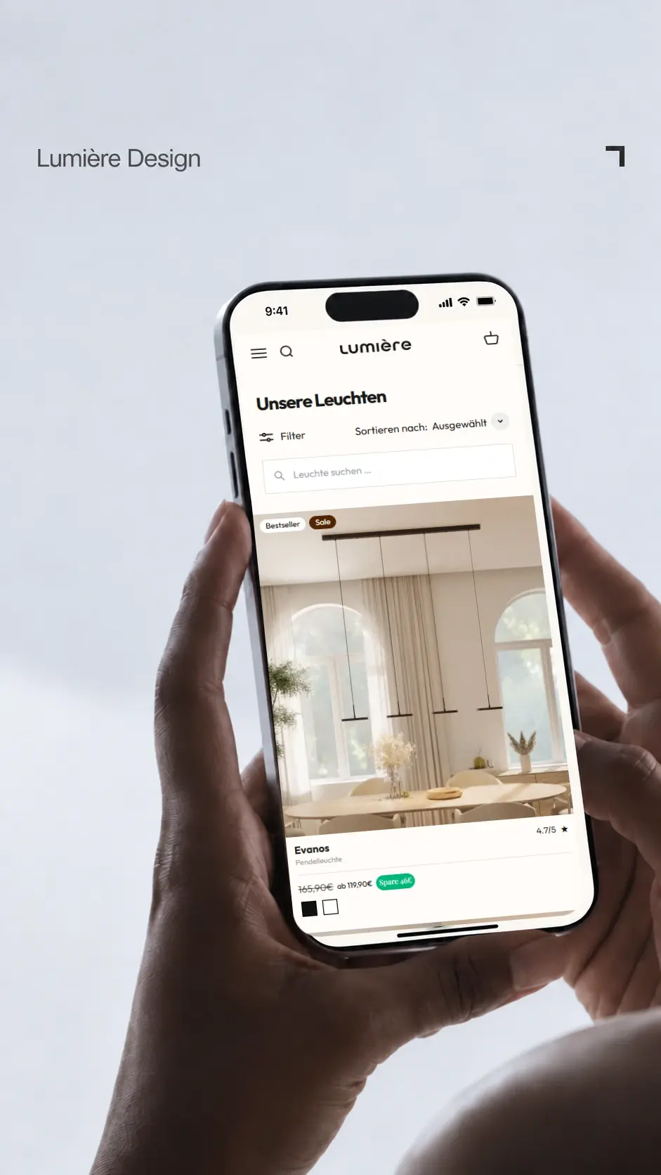 Lumière Leuchtenkollektion auf einem Smartphone in der Hand